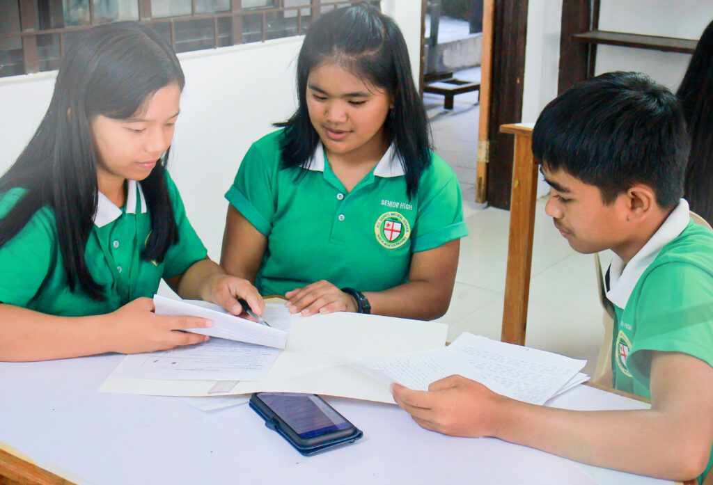 Humanities and Social Sciences - HUMSS writing